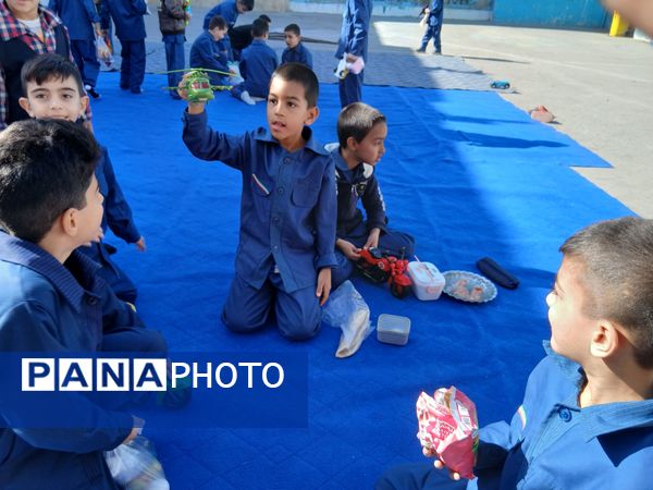 اردوی درون مدرسه‌ای به‌مناسبت روز جهانی کودک 