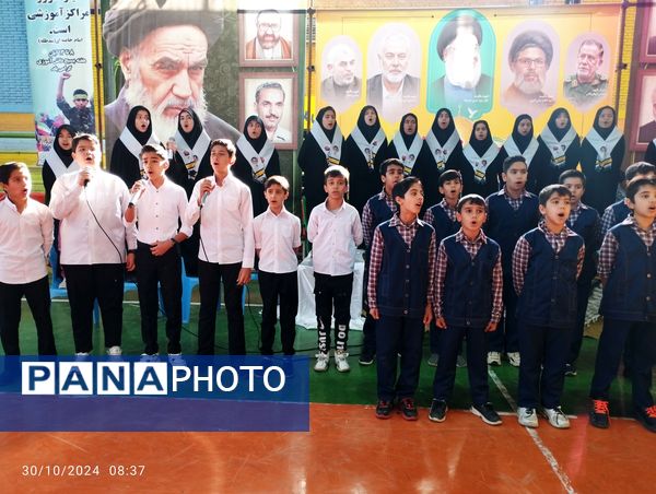همایش گردان فاتحین قدس به‌مناسبت هفته بسیج دانش‌آموزی 