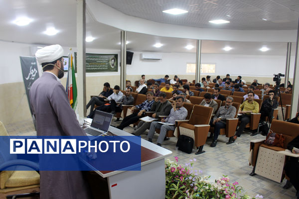 همایش دو روزه آشنایی نومعلمان قم با سند تحول بنیادین آموزش و پرورش
