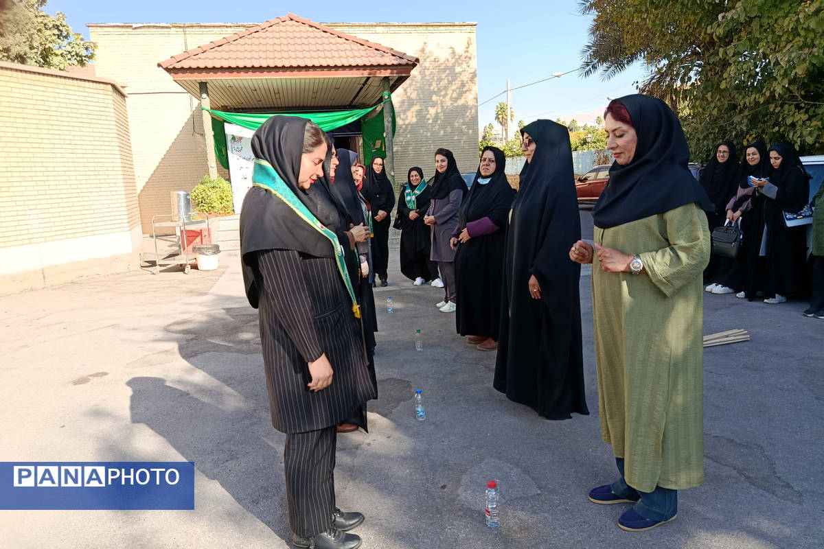 دومین جلسه کارگاه آموزشی ویژه مربیان پیشتاز ناحیه ۴ شیراز 