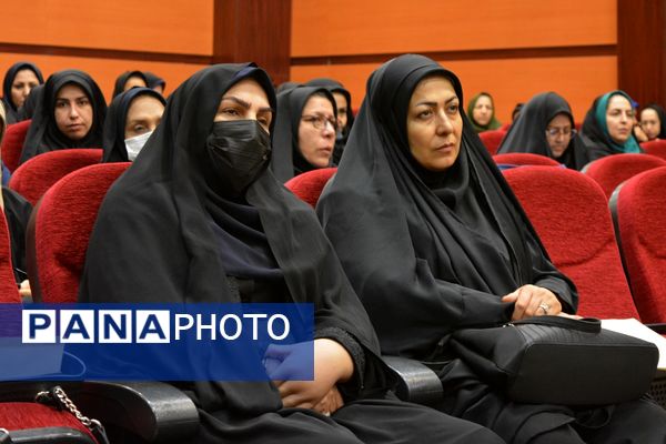 نشست فصلی مدیران «طرح رهیافت» در بهارستان‌دو