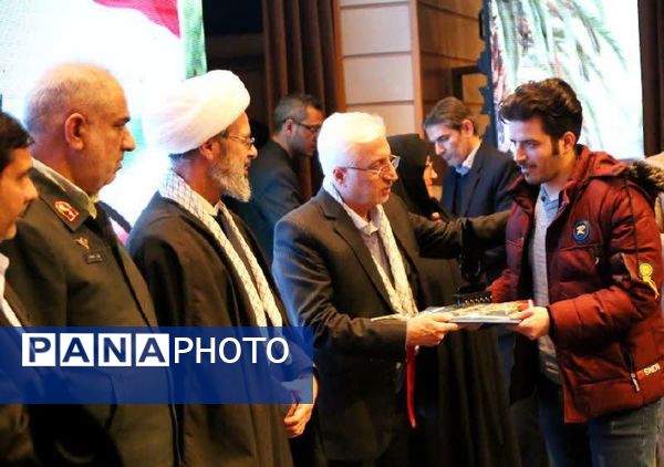 برگزاری همایش بزرگداشت شهدای مبارزه با مواد مخدر در بجنورد