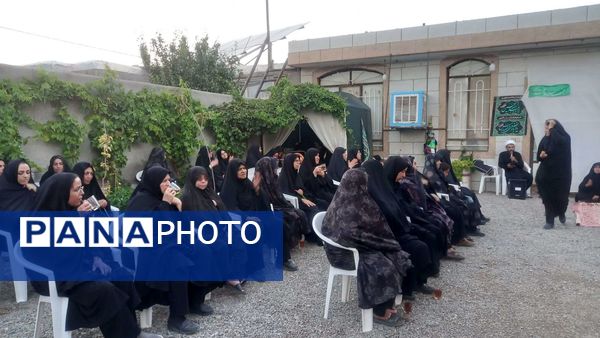 روضه خانگی در ایام محرم در روستای نقاب شهرستان خلیل آباد