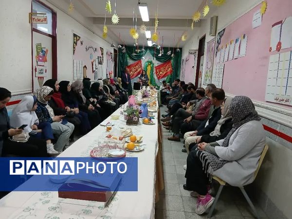 بزرگداشت روز مادر در دبستان ۲۲ بهمن آباده