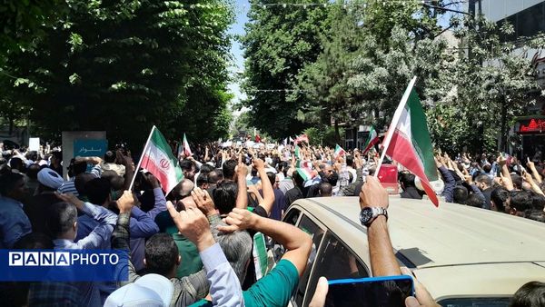 حماسه باشکوه ملت بزرگ ایران در راهپیمایی جمعه خشم و نصر 