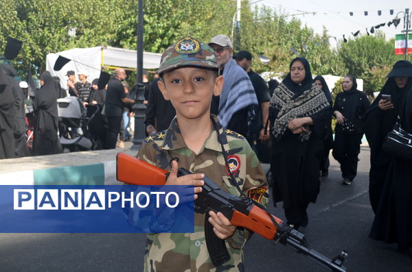 تجمع بزرگ جاماندگان اربعین در تهران