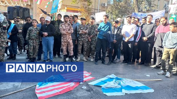 راهپیمایی 13 آبان با حضور حداکثری دانش آموزان در شهرستان نیشابور 