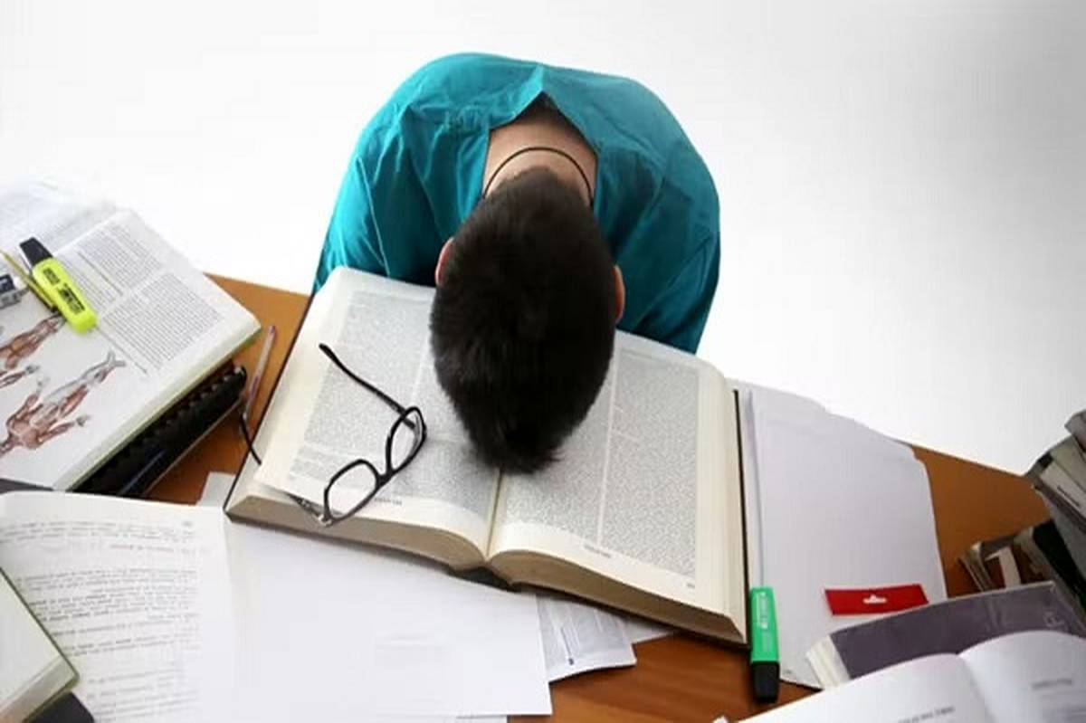 شناسایی و مدیریت فشار روانی، کلید موفقیت تحصیلی است