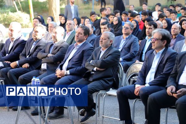 آغاز به کار رسمی نخستین هنرستان مهارت تبریز با حضور وزیر آموزش و پرورش