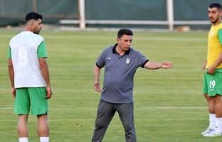 پنالتی‌های بحث‌برانگیز؛ اعتراض تند قلعه‌نویی به تصمیم خودسرانه طارمی