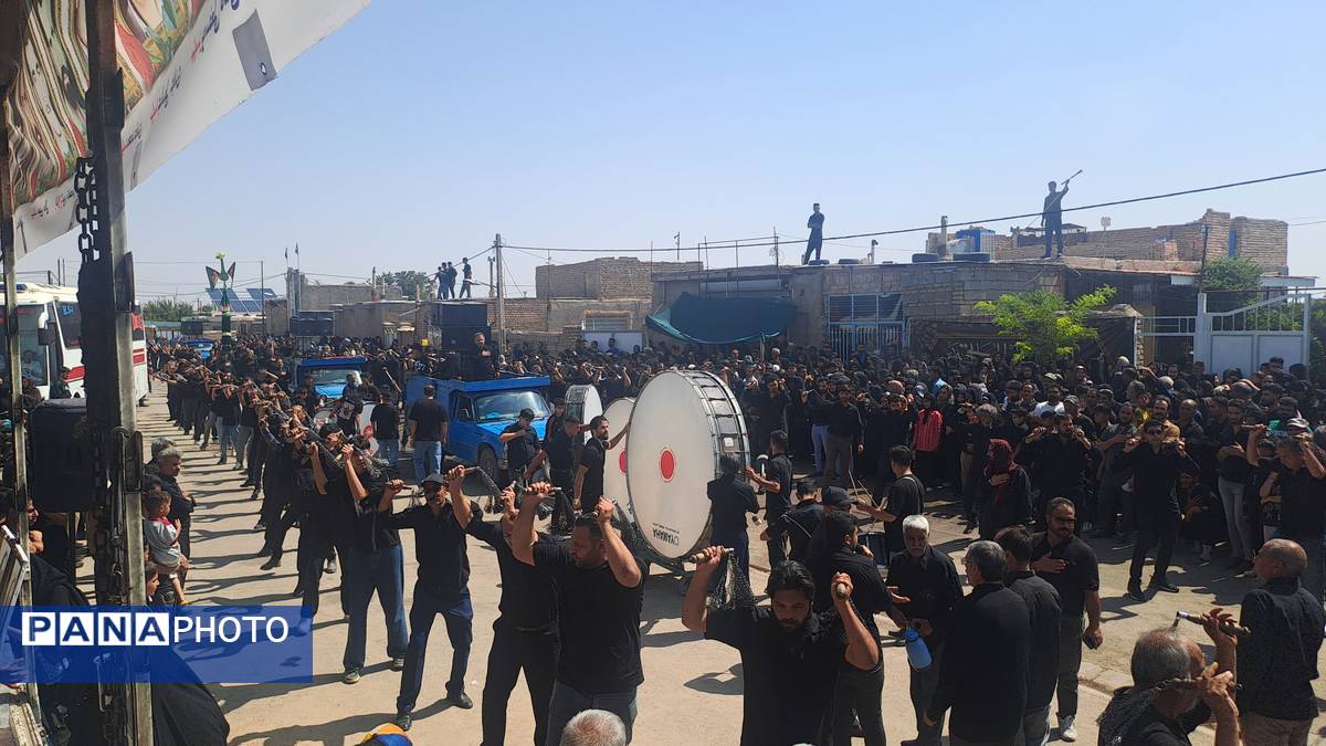 مراسم عزاداری و زنجیر زنی شهادت امام حسن مجتبی(ع) و رحلت پیامبر اکرم (ص) در  روستای کفکی خراسان رضوی