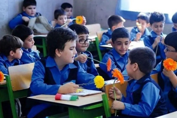 افزایش گرایش به رشته‌های فنی و حرفه‌ای و کاردانش یک ضرورت راهبردی برای آینده کشور است 