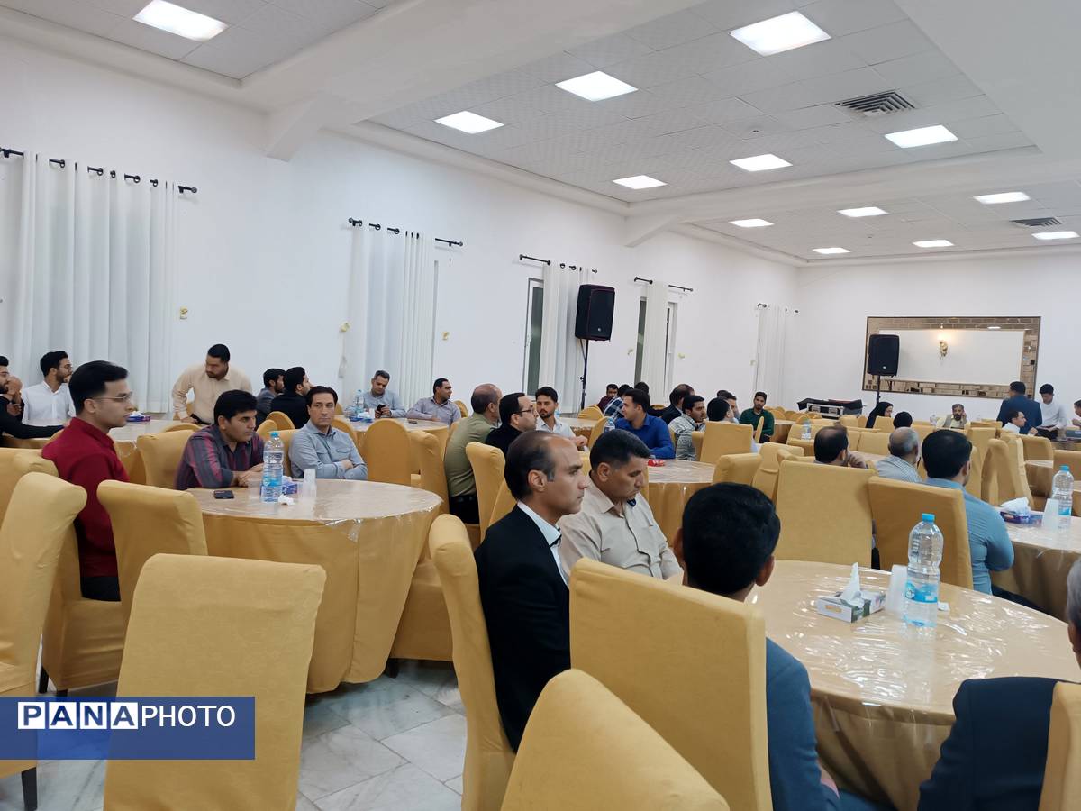 معلمان ستارگان درخشان مسیر علم و دانش