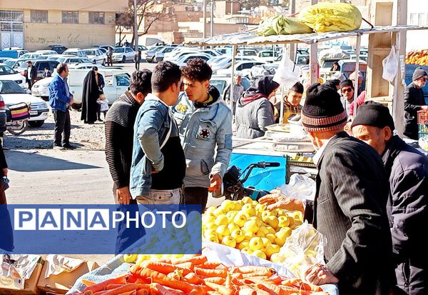 حال و هوای بازارهای کاشمر در آستانه شب یلدا