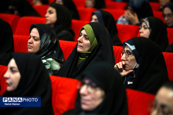 آیین گرامیداشت هفته پیوند اولیا و مربیان