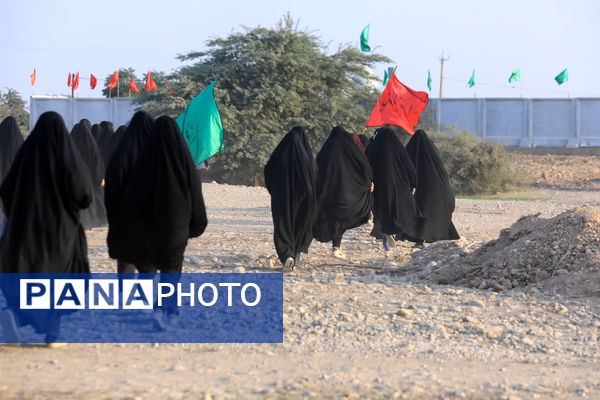 حال و هوای دختران هنرستانی قم در بازدید از یادمان‌های عملیاتی جنوب کشور