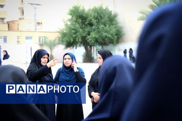 تمرین عملی دانش‌آموزان خوزستان برای بیست و هفتمین مانور سراسری زلزله