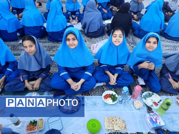 تخم مرغ، قهرمان کوچک سفره‌ها: جشنواره‌ای پرنشاط در دبستان دخترانه ام البنین