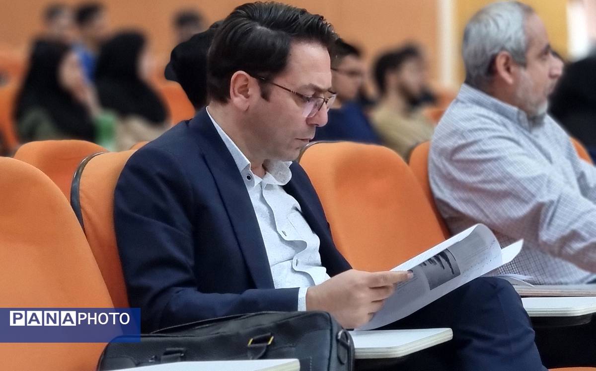 جشنواره تخصصی هوش مصنوعی در هفته هوش مصنوعی در دانشگاه آزاد واحد کرج 