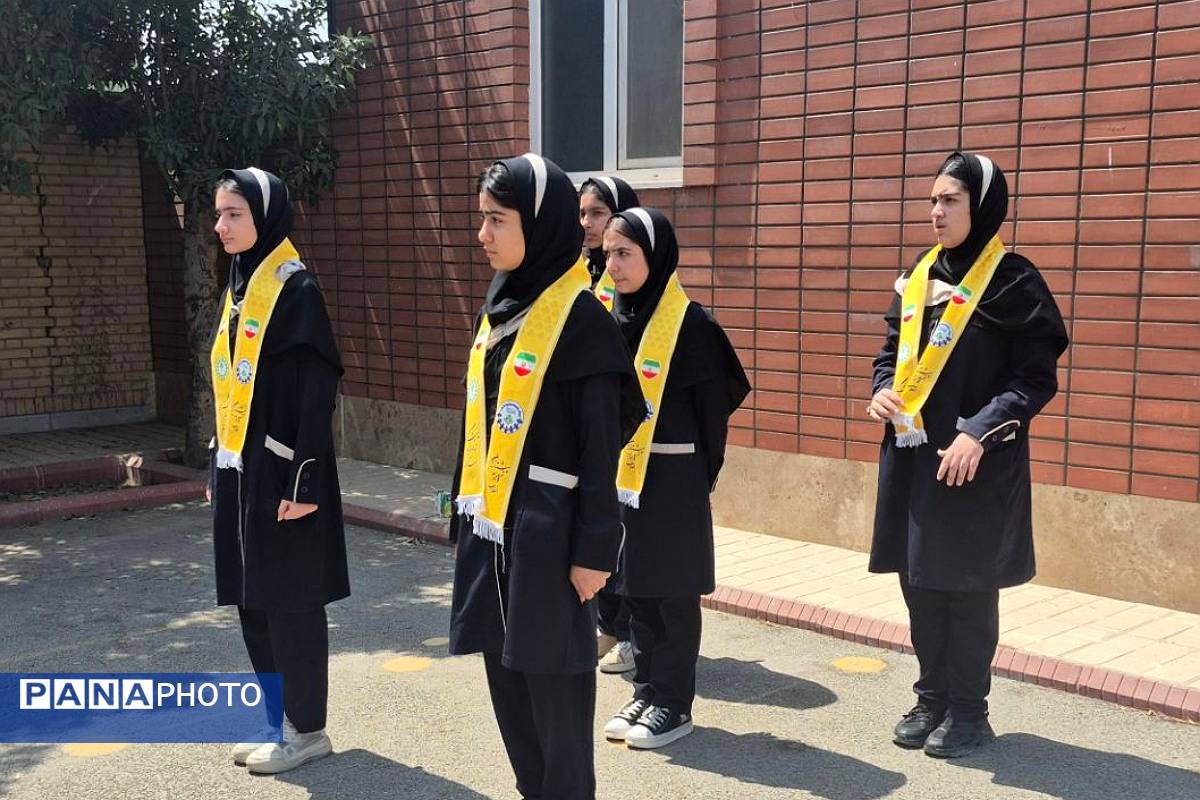 برگزاری کارگاه آموزش مهارت‌های تشکیلات سازمان دانش‌آموزی در طالب‌ آباد کهریزک 