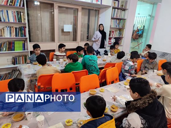 ضیافت افطار در کانون پرورشی و فکری کودکان و نوجوانان کاشمر