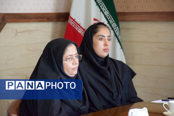 نشست هم اندیشی اصحاب رسانه با معاون توسعه و برنامه‌ریزی فرمانداری تربت حیدریه 