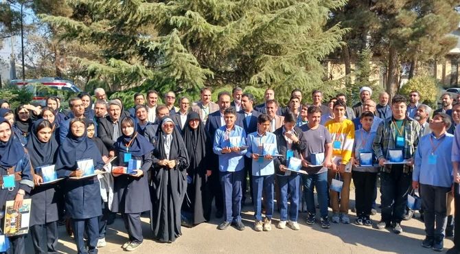 کارسوق کشوری «لیزر و فوتونیک»پلی به سوی آینده‌ای روشن برای دانش‌آموزان