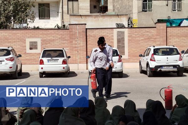 یادگیری ایمنی با قهرمانان آتش نشان