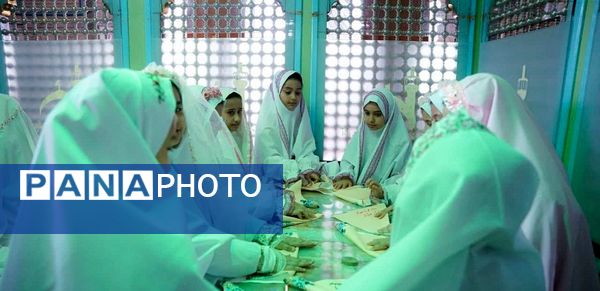 جشن تکلیف در امامزاده محمد(ع)؛ تجلی بندگی در دل دختران نوجوان