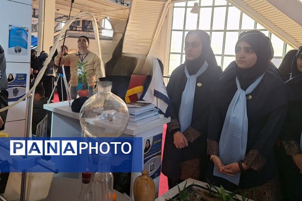 بازدید دانش‌آموزان مدرسه نمونه‌دولتی ارشاد از نمایشگاه صنعت آب تهران