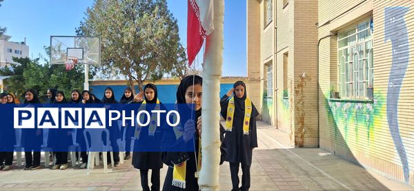 افتتاحیه المپیاد ورزشی در دبیرستان فرزانگان دوره اول 