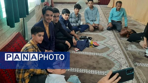 تجلیل مدیر آموزش و پرورش شهرستان شاهرود از خبرنگاران فعال پانا