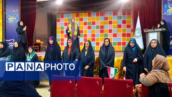 کارگاه توانمند مربیان پیشتاز کانون برادران قائمشهر