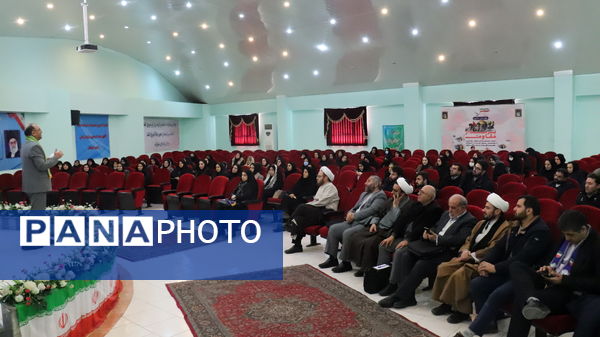 دومین روز دوره تربیت مربیان جدید الورود تشکیلات پیشتازان سازمان دانش‌آموزی