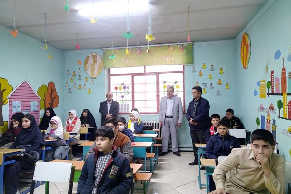 تشکیل کارگاه آموزش  تشکیلاتی، مهارتی و معرفتی  پیشتازان ، ویژه مربیان و دانش آموزان  پیشتاز 