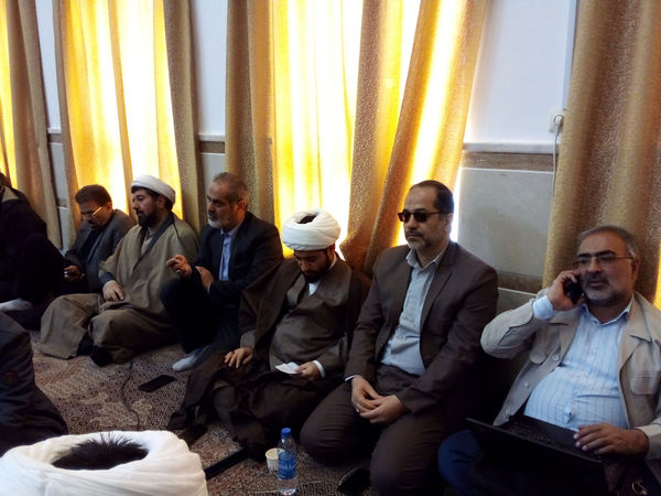 دورهمی مربیان تربیتی مدارس قم در اردوگاه دانش آموزی ملاصدرا
