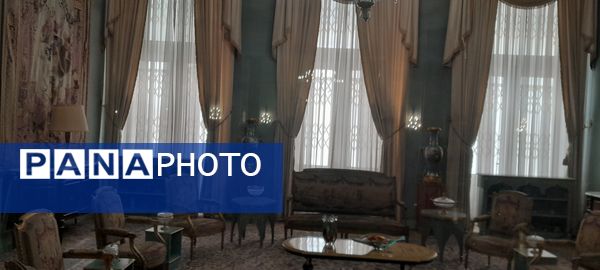 برگزاری اردوی دانش‌آموزان دبیرستان فرزانگان استعداد درخشان ملارد به کاخ سعدآباد