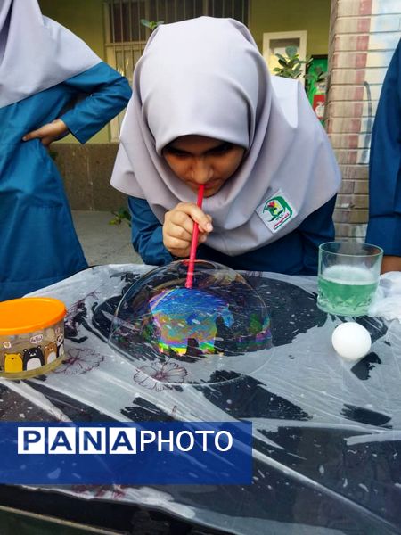 جشن دانش شهرستان میناب در روز آزمایشگاه 