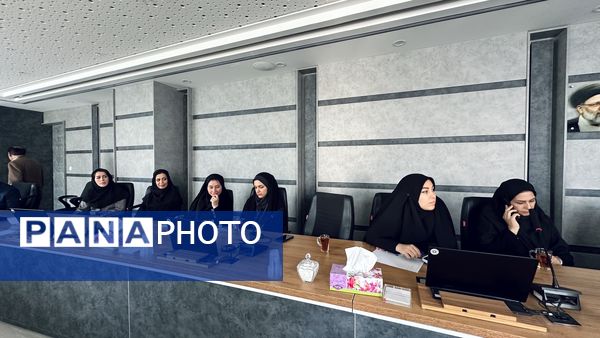 تقدیر از عوامل اجرایی جشنواره ملی طراحی و دوخت لباس دانش‌آموزی با حضور انجمن اولیا‌ و مربیان استان مرکزی