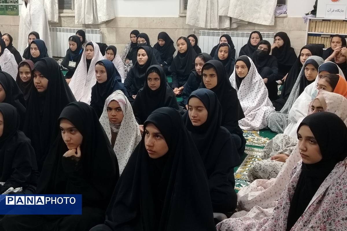افتتاحیه هیئت هفتگی دانشآموزی