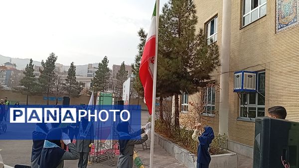 مانور زلزله استانی در هنرستان دخترانه محمودیه ناحیه ۶(2)