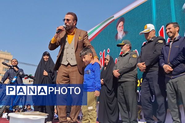  همایش بزرگ پیاده روی خانوادگی در نسیم‌شهر 