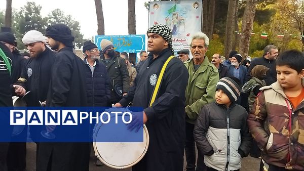 تدفین شهید گمنام در پارک مهر نیشابور 