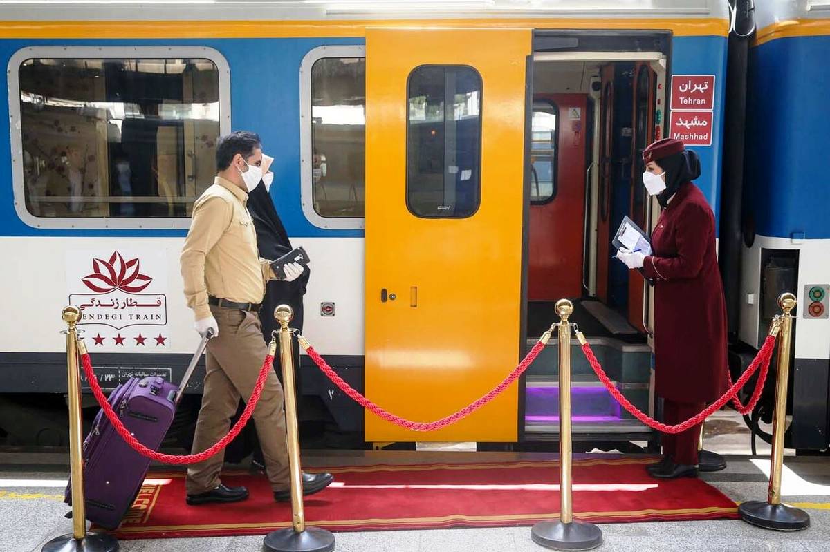 پیش‌فروش بلیت قطارهای مسافری برای اول تا ۱۸ خرداد آغاز شد