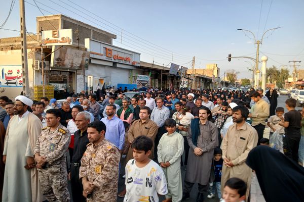 اجتماع غدیریون با شعار «ایران؛ ذوالفقار علی» در عنبرآباد