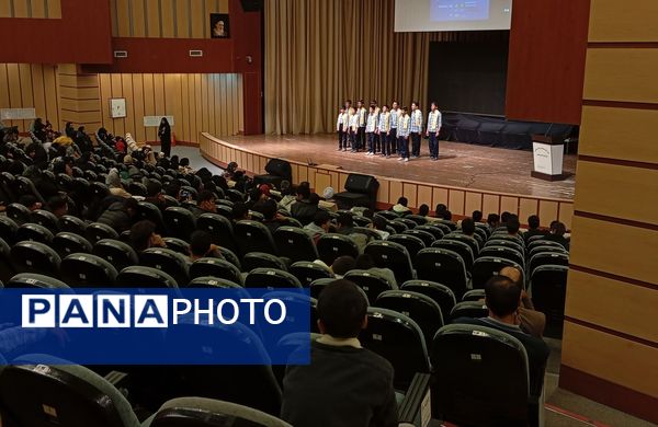 دورهمی بزرگ «لیگ جتی‌ها»