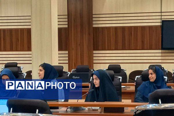 انتخابات شورای دانش آموزی منطقه‌ای با حضور معاون پرورشی و تربیت بدنی ناحیه دو شهرری 