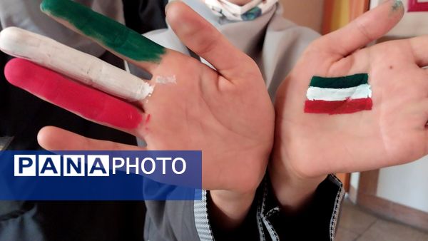 شکوه حضور دانش‌آموزان شهید مطهری در راهپیمایی ۱۳ آبان