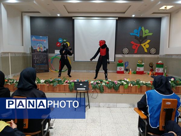 برگزاری المپیاد درون مدرسه ای در دبیرستان مهشید مصلی نژاد 