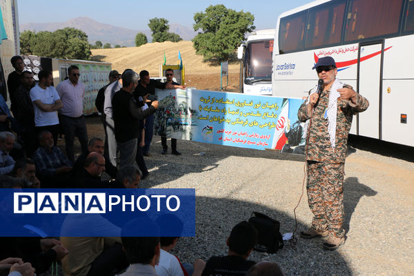 بازدید معلمان از یادمان محل شهادت سردار شهید «مهدی زین الدین»